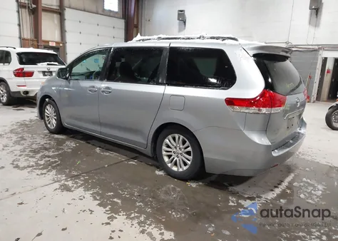 2011 Toyota Sienna Xle V6 from USA, damaged, VIN 5TDYK3DCXBS082824